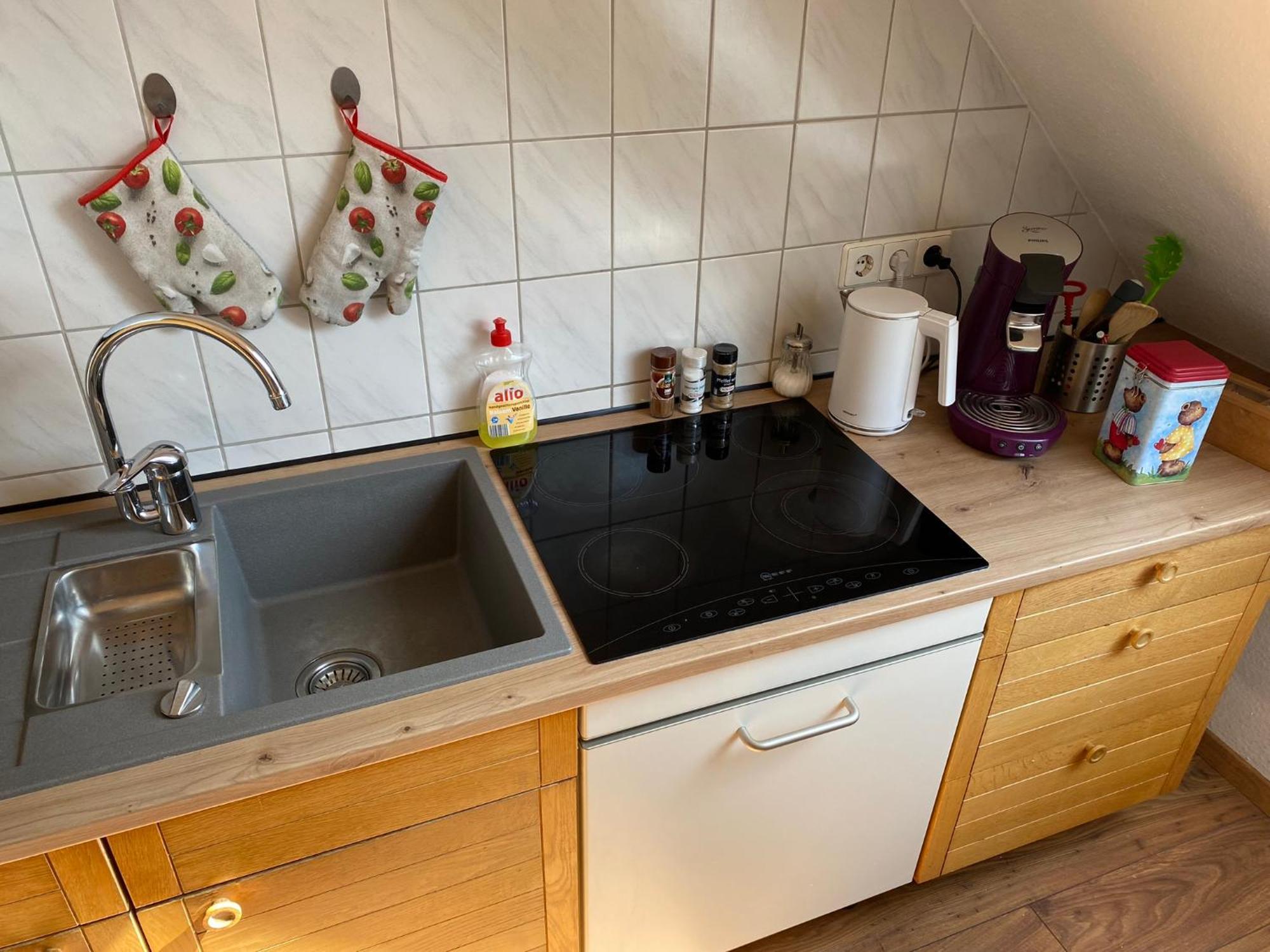 Ruhige Dachgeschosswohnung Seelze Luaran gambar